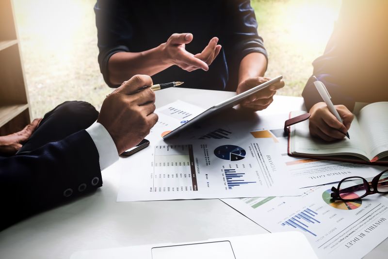 Tips to consider when looking at retirement plans