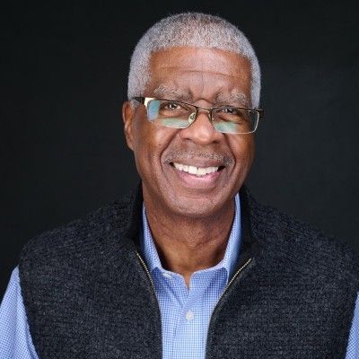 Sales success: How to ask questions and listen